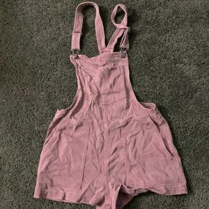 Aerie overall shorts size small.